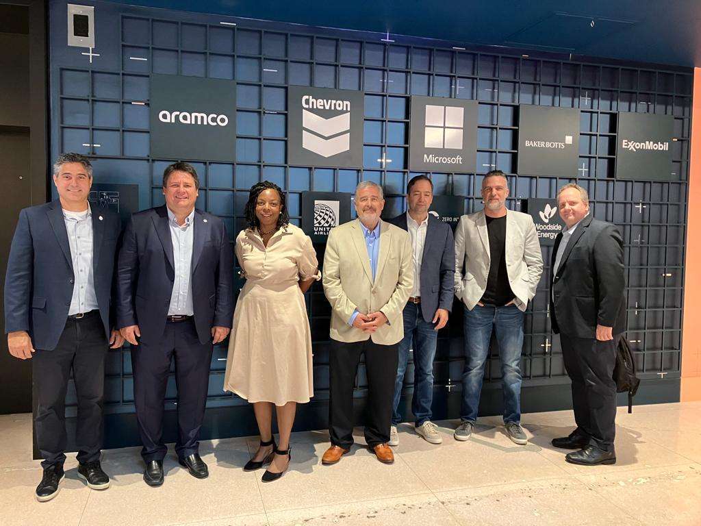 Gaido recorrió el Polo Tecnológico de Houston y suscribió un convenio de cooperación que potencia la economía del conocimiento en la ciudad de Neuquén thumbnail