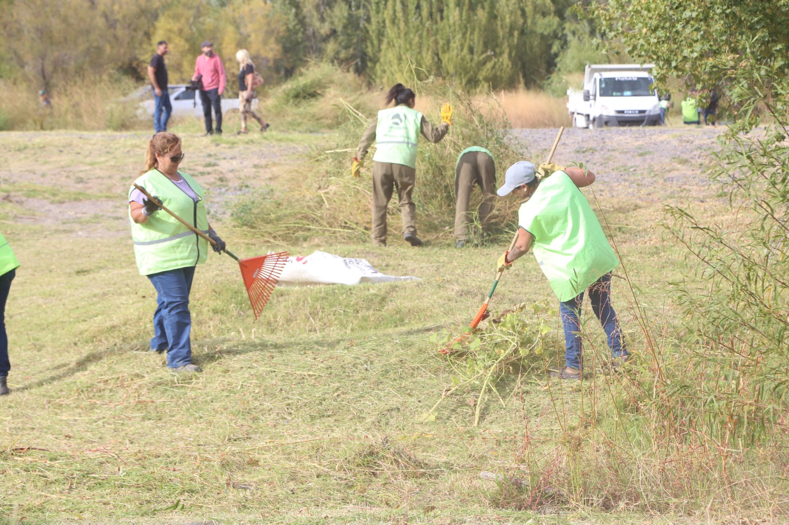 El municipio resguarda con un gran operativo de limpieza al Parque Agreste thumbnail